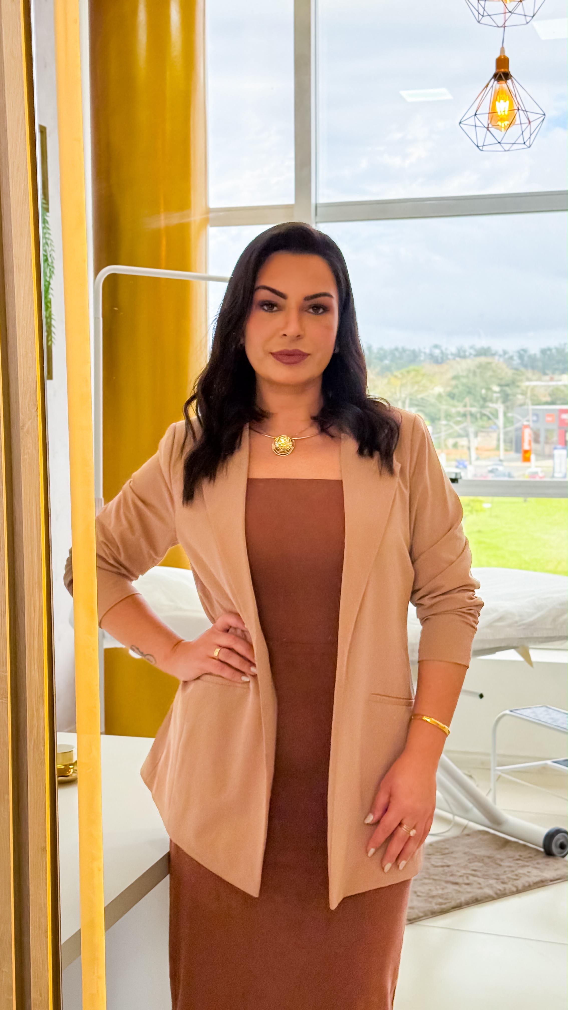 Karen Laís Pereira Möller na Clínica Plenitude